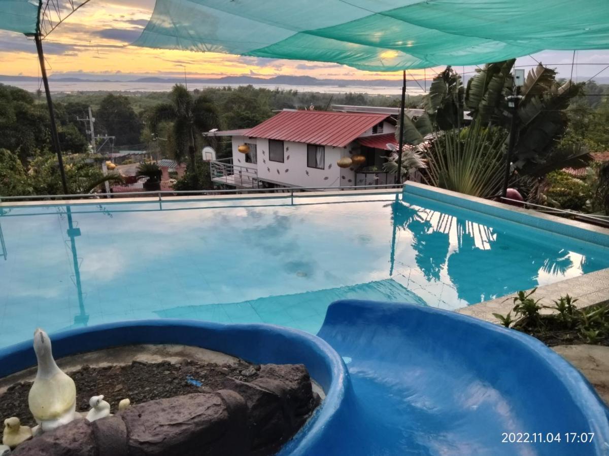 Casa De Robles Tanay Rizal Hotel Bagian luar foto