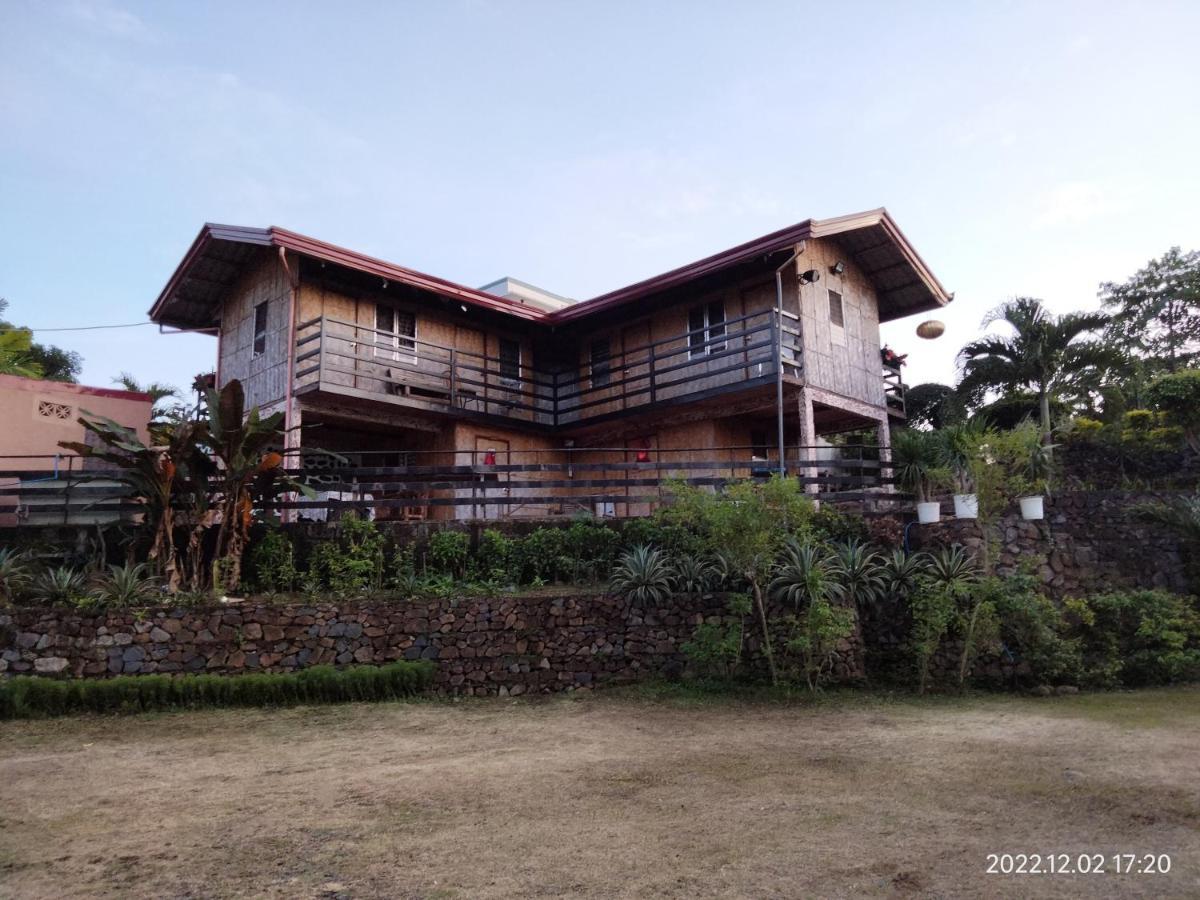 Casa De Robles Tanay Rizal Hotel Bagian luar foto