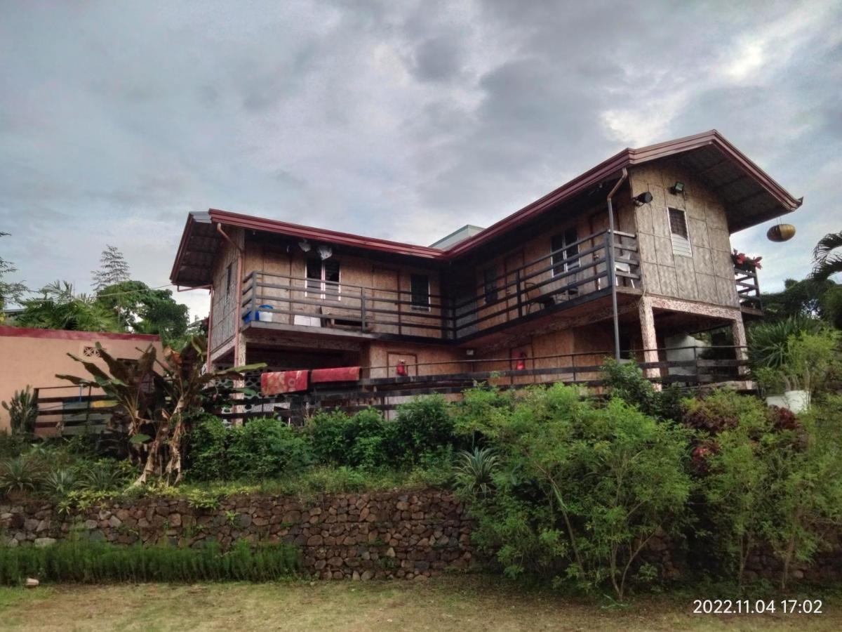 Casa De Robles Tanay Rizal Hotel Bagian luar foto