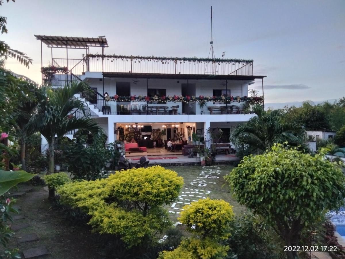 Casa De Robles Tanay Rizal Hotel Bagian luar foto