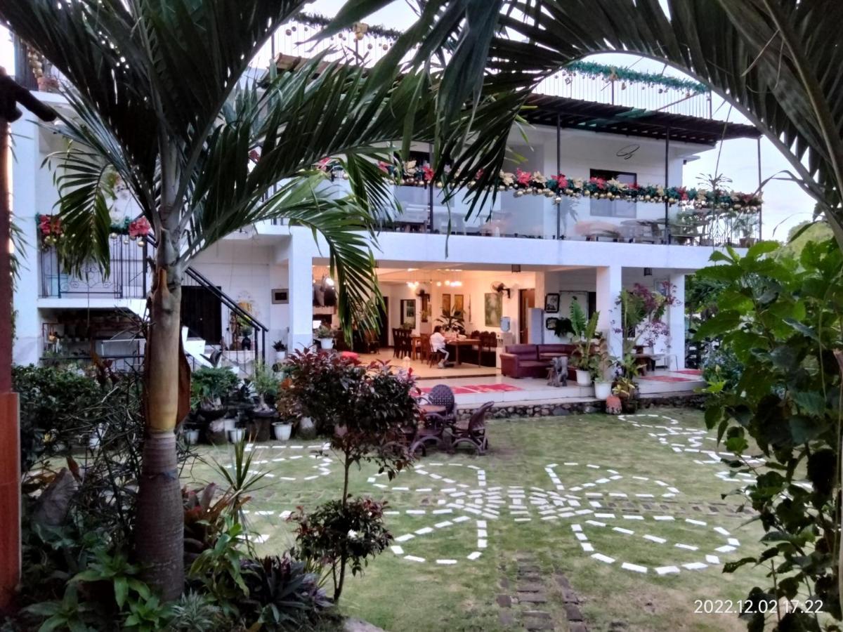Casa De Robles Tanay Rizal Hotel Bagian luar foto