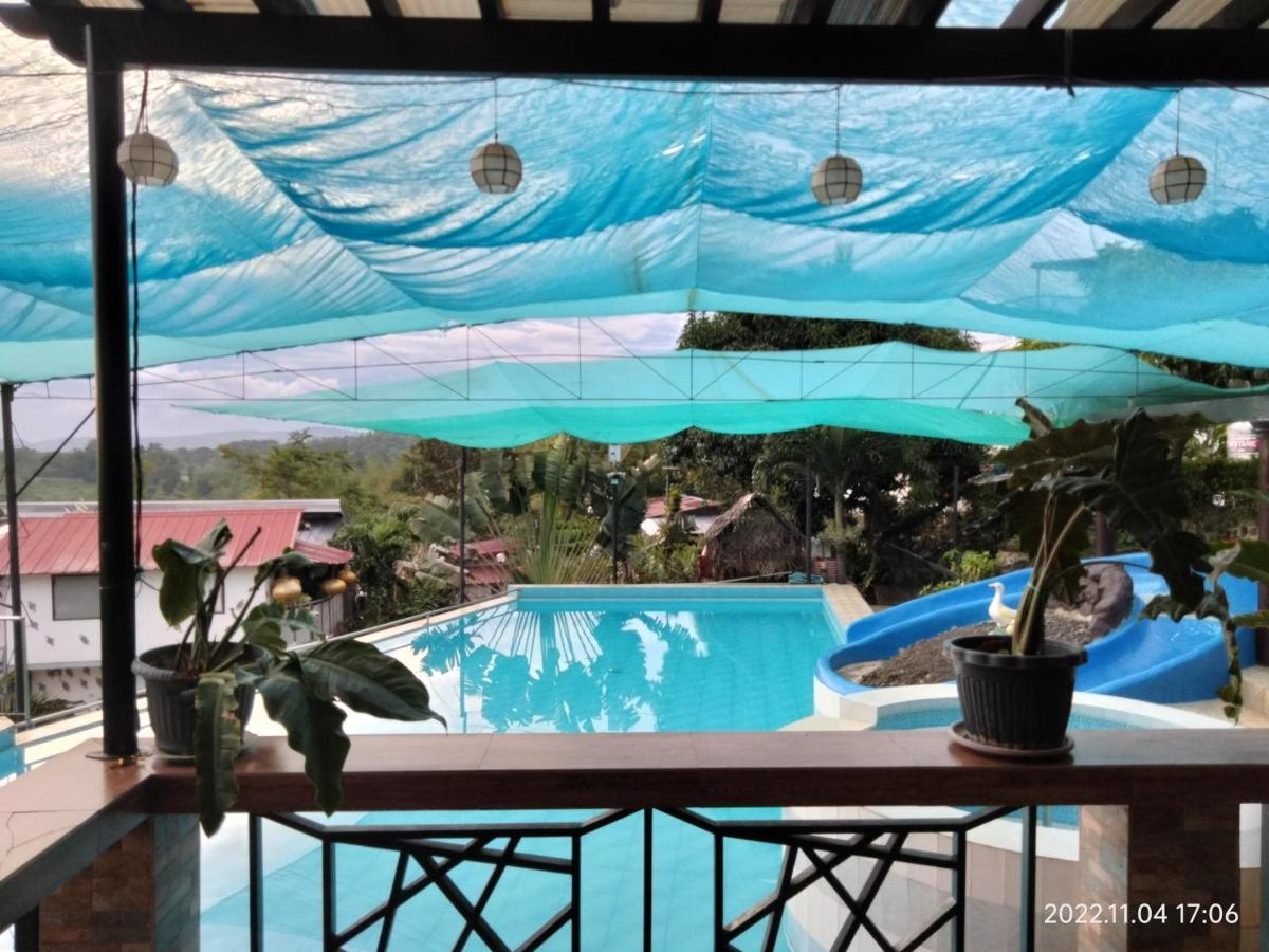 Casa De Robles Tanay Rizal Hotel Bagian luar foto