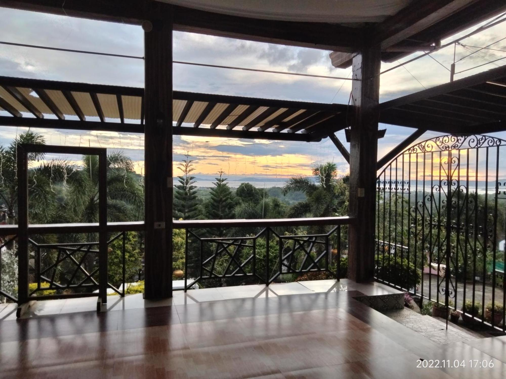 Casa De Robles Tanay Rizal Hotel Bagian luar foto