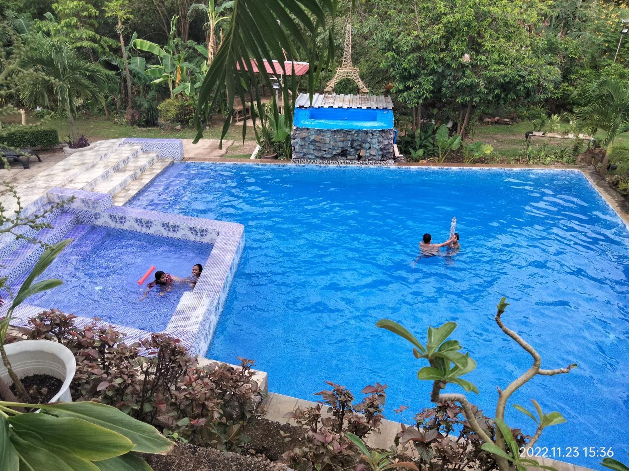 Casa De Robles Tanay Rizal Hotel Bagian luar foto