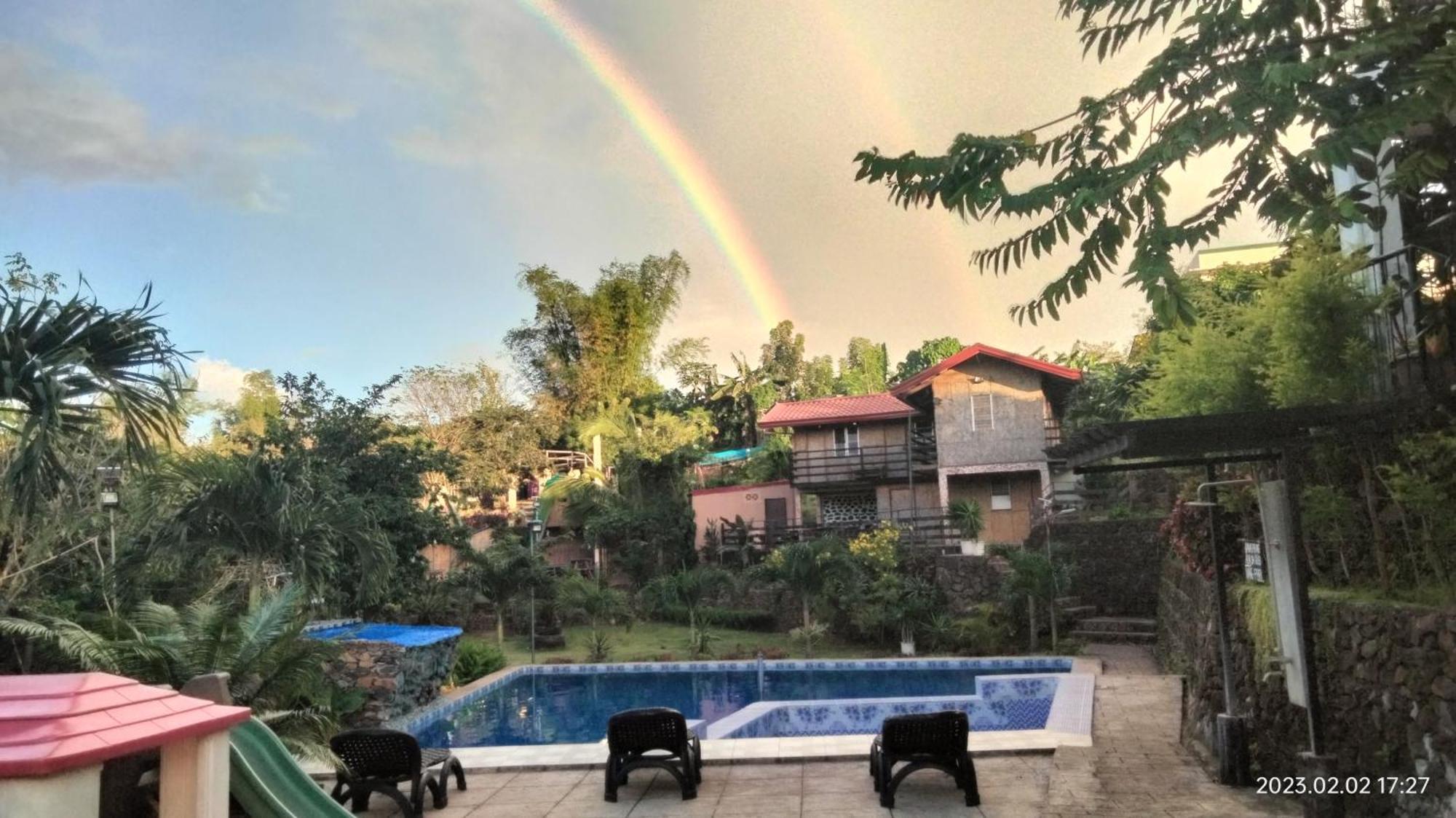 Casa De Robles Tanay Rizal Hotel Bagian luar foto