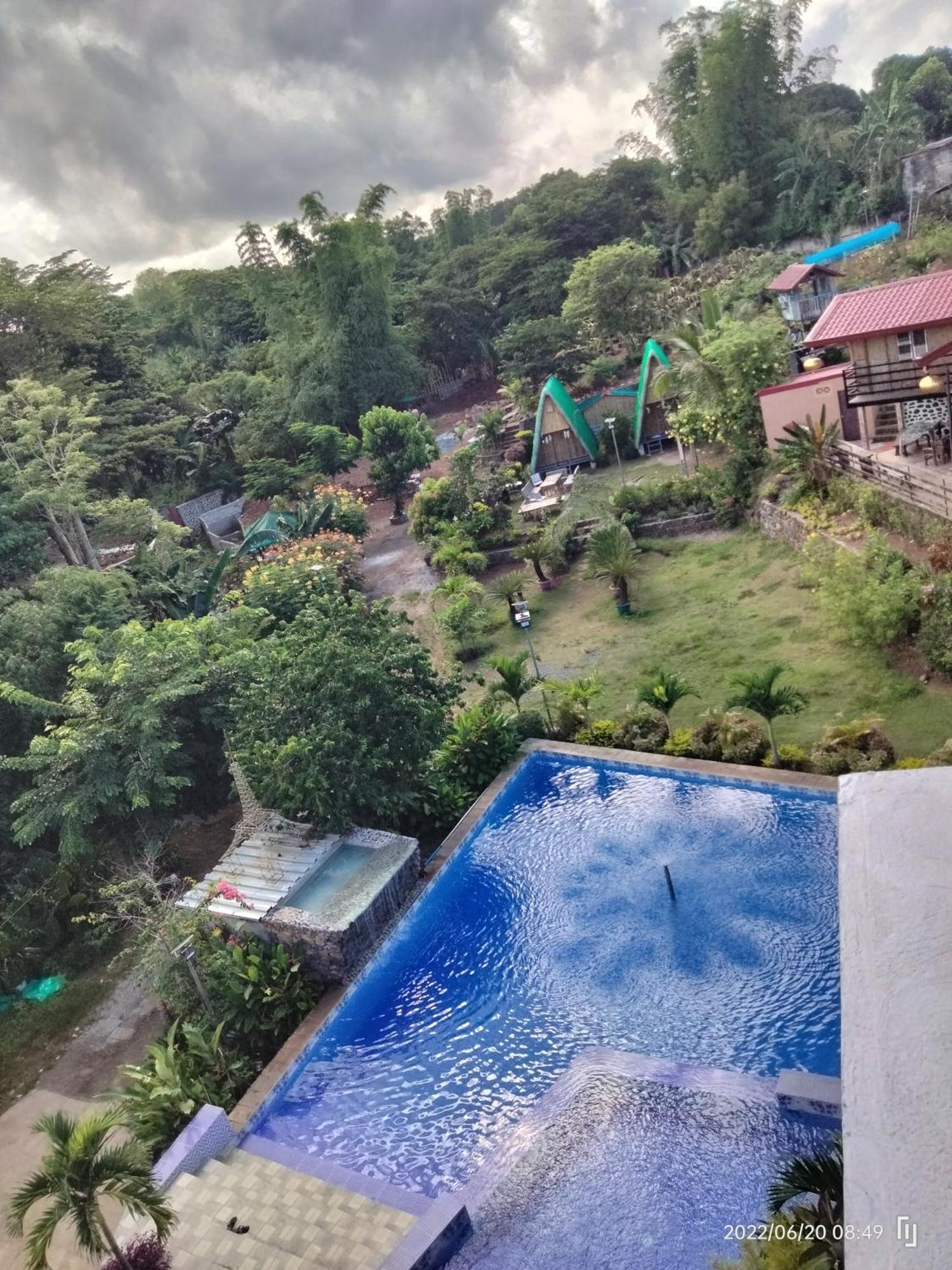 Casa De Robles Tanay Rizal Hotel Bagian luar foto